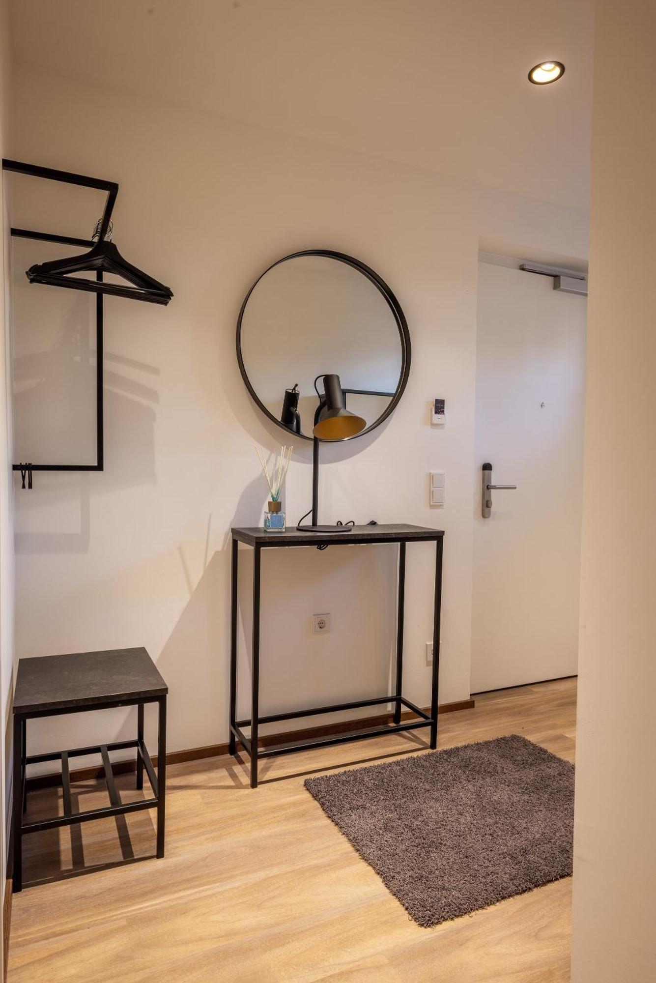 Alp Living Apartments Self-Check In Innsbruck Ruang foto